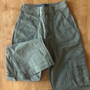 Women’s Olive Cargo Pants